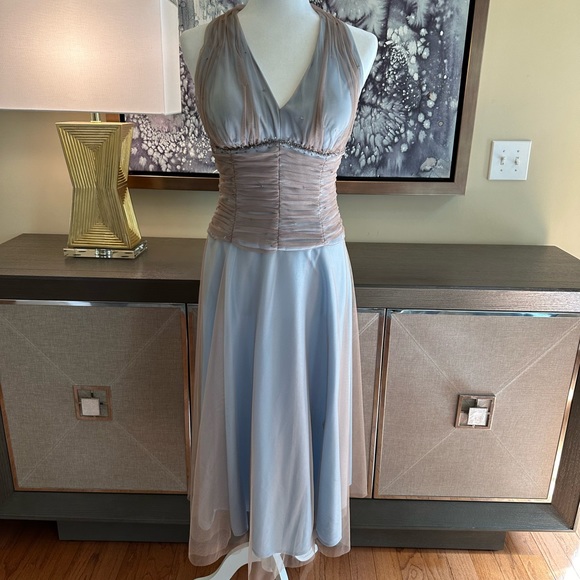 JS Boutique Dresses & Skirts - JS Boutique Halter Sequined Cocktail Dress Size 8